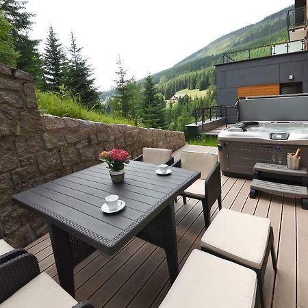 Apartment Adélka 104 with private whirlpool Špindlerŭv Mlýn Exterior foto